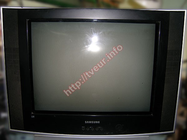 Показывает только пол экрана в кинескопном телевизоре Samsung CS-21Z47Z3Q.  Фото ремонта. | Сервисный центр